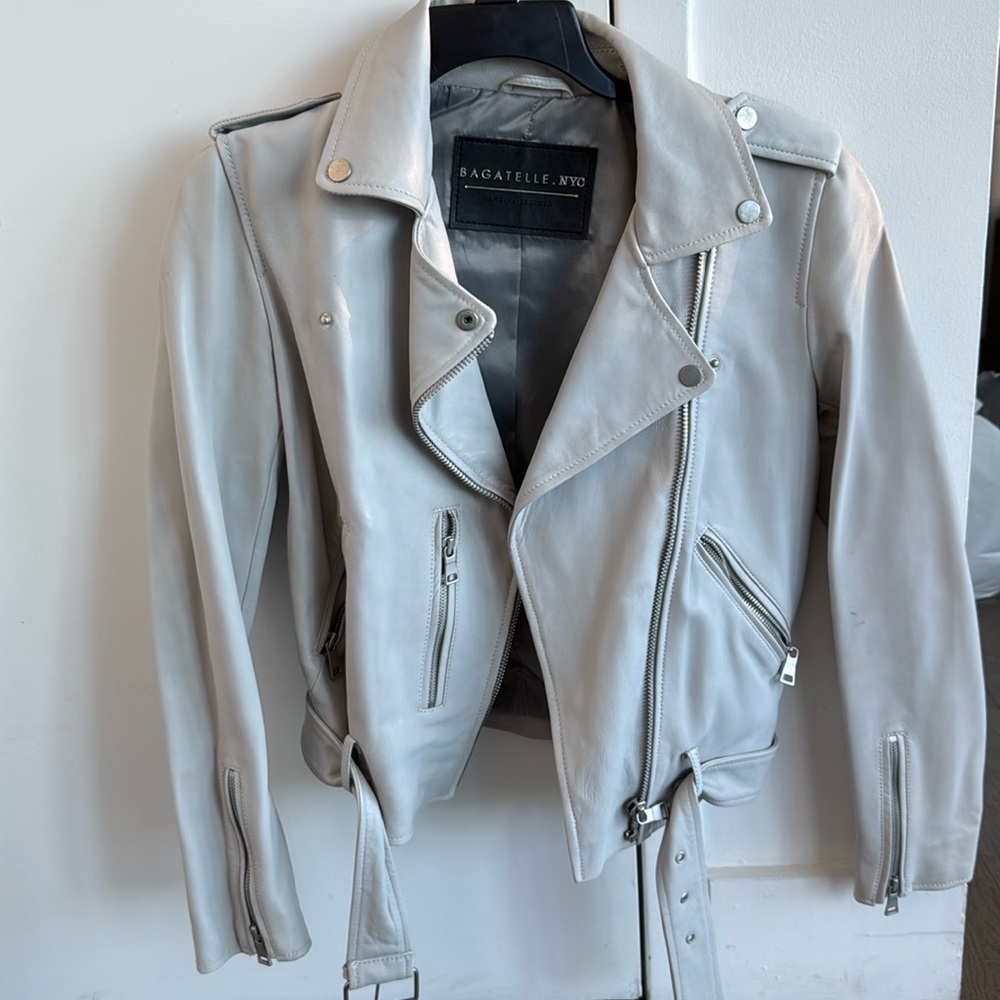 LIGHT BLUE BAGATELLE NYC GENUINE LEATHER JACKET SIZE SMALL